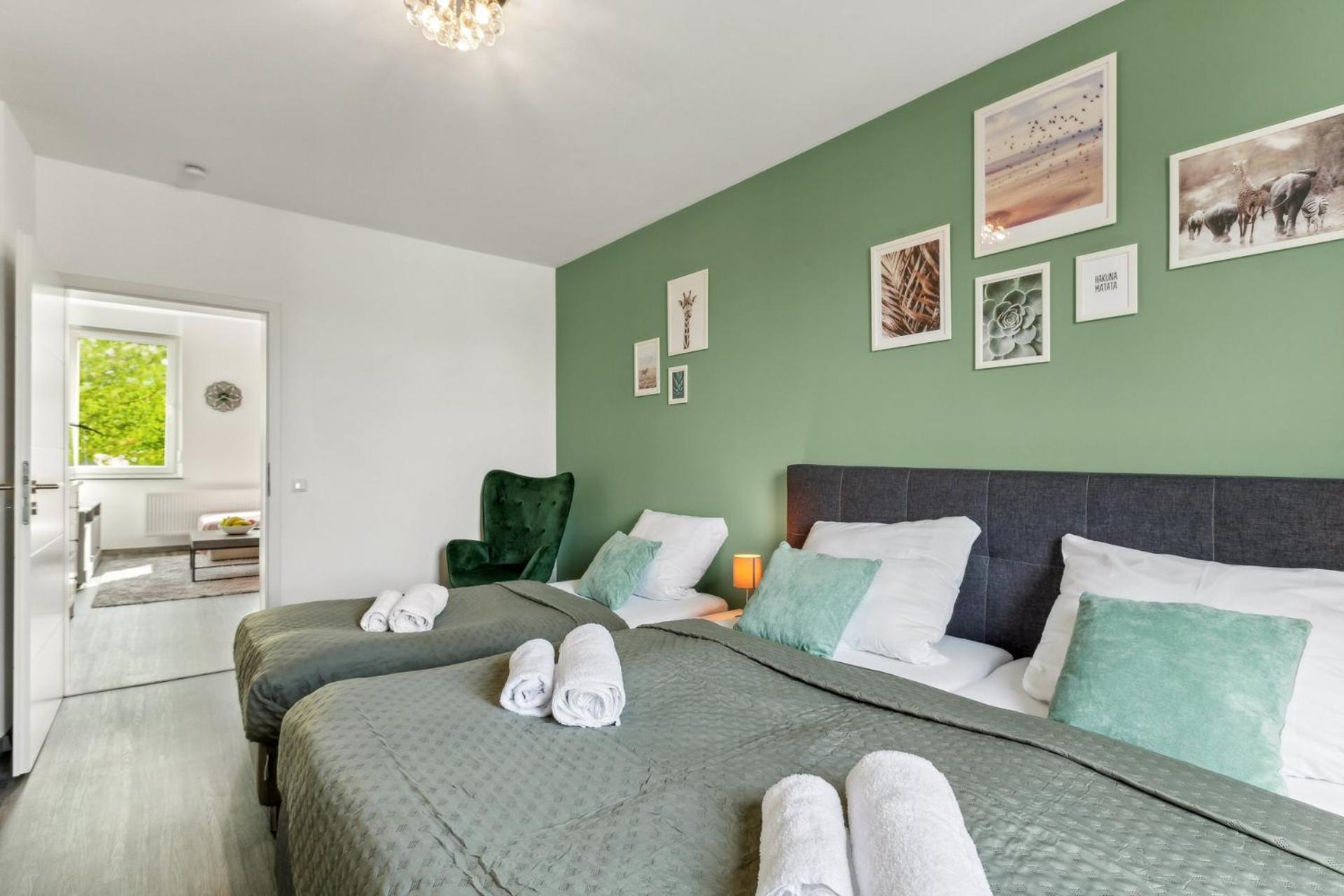 Elegant & Bright ~ Near Schalke 04 ~ Office ~ Free Parking! Gelsenkirchen Exterior foto
